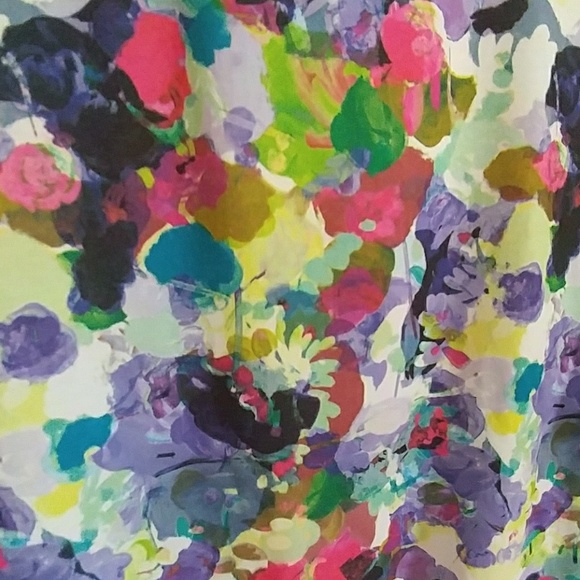 Lularoe debbie - Picture 2 of 3